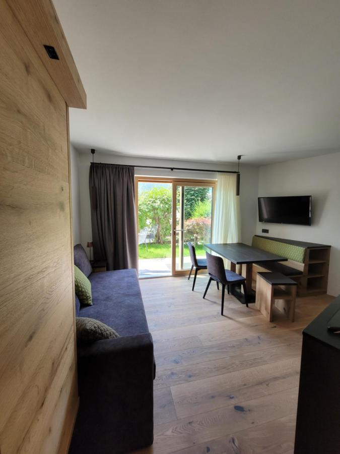 Apartments Stlarida โอติเซ ภายนอก รูปภาพ