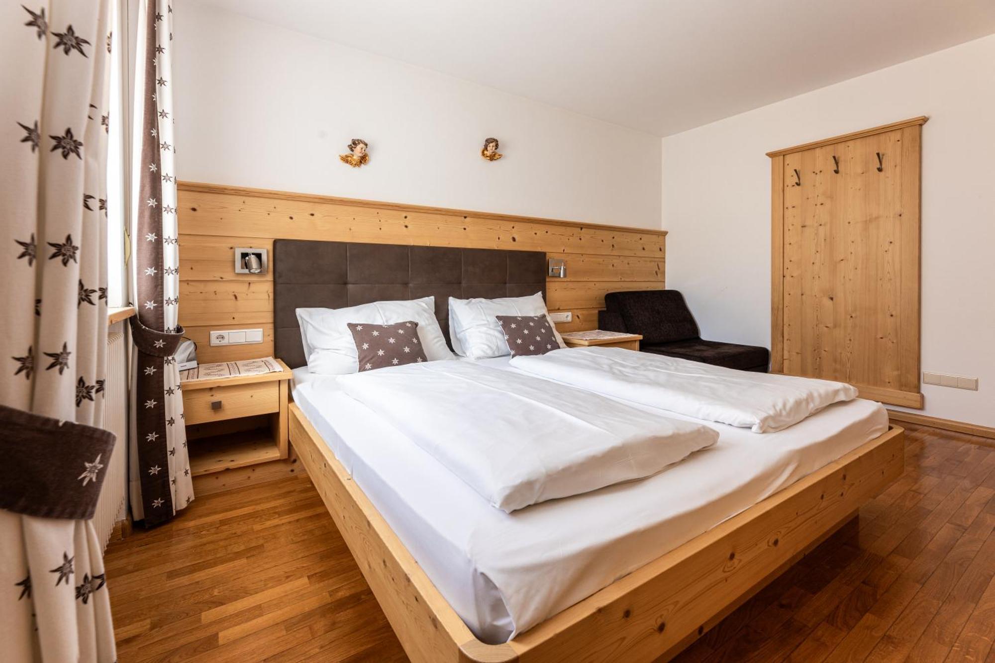 Apartments Stlarida โอติเซ ภายนอก รูปภาพ