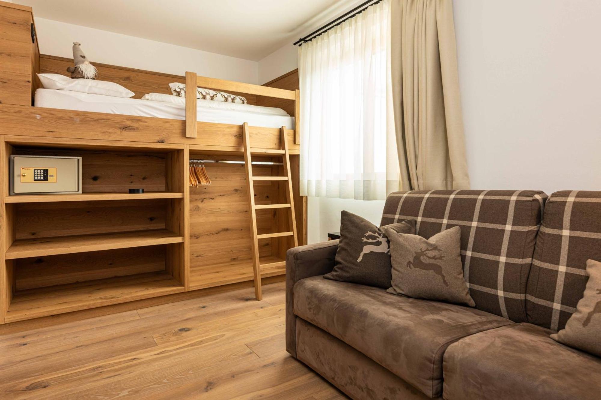 Apartments Stlarida โอติเซ ภายนอก รูปภาพ