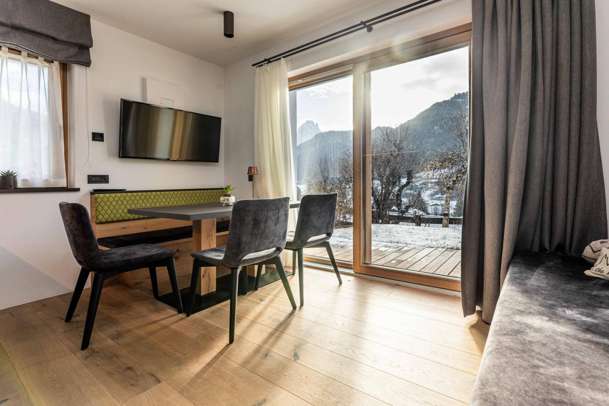 Apartments Stlarida โอติเซ ภายนอก รูปภาพ