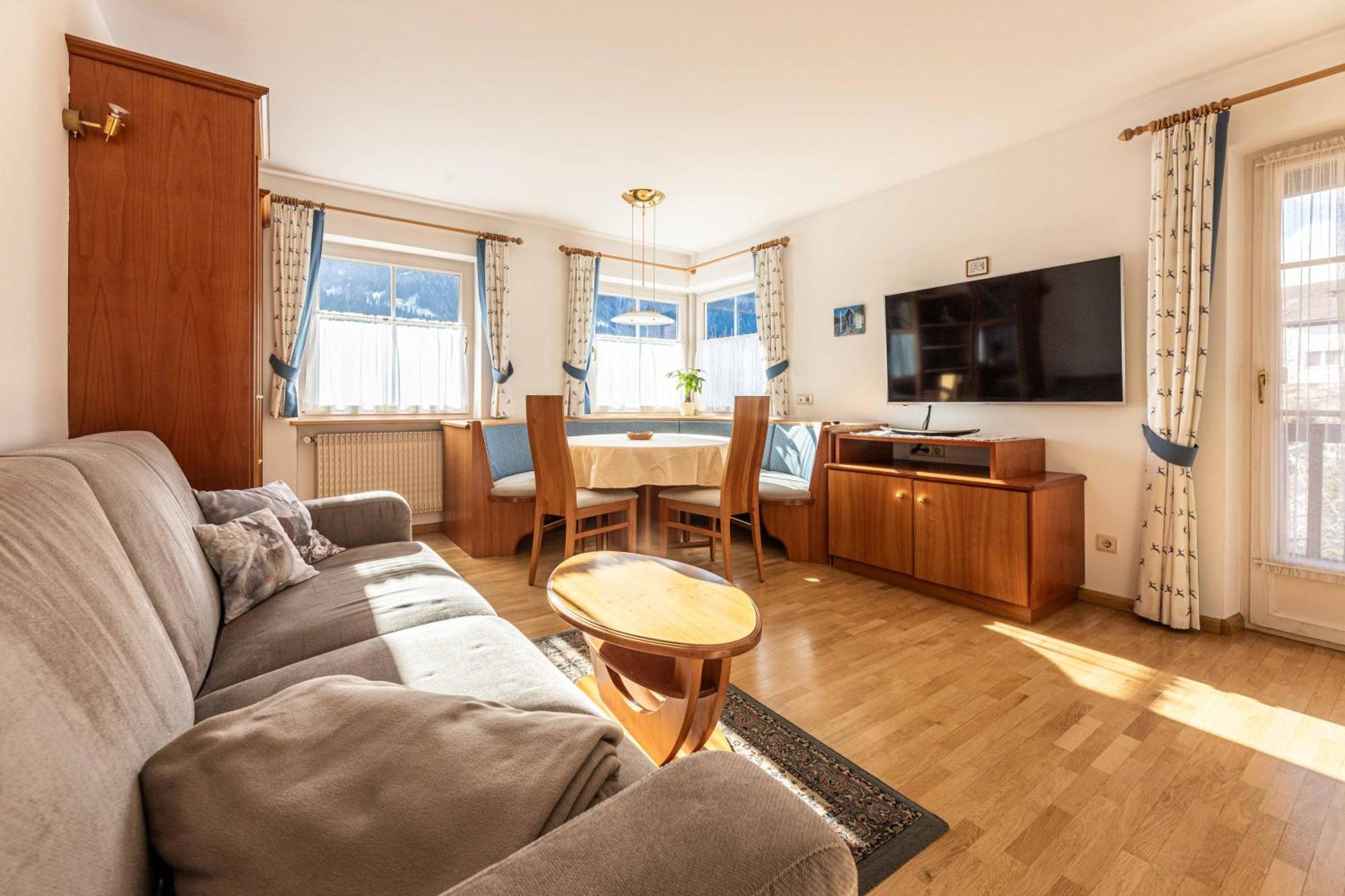 Apartments Stlarida โอติเซ ภายนอก รูปภาพ
